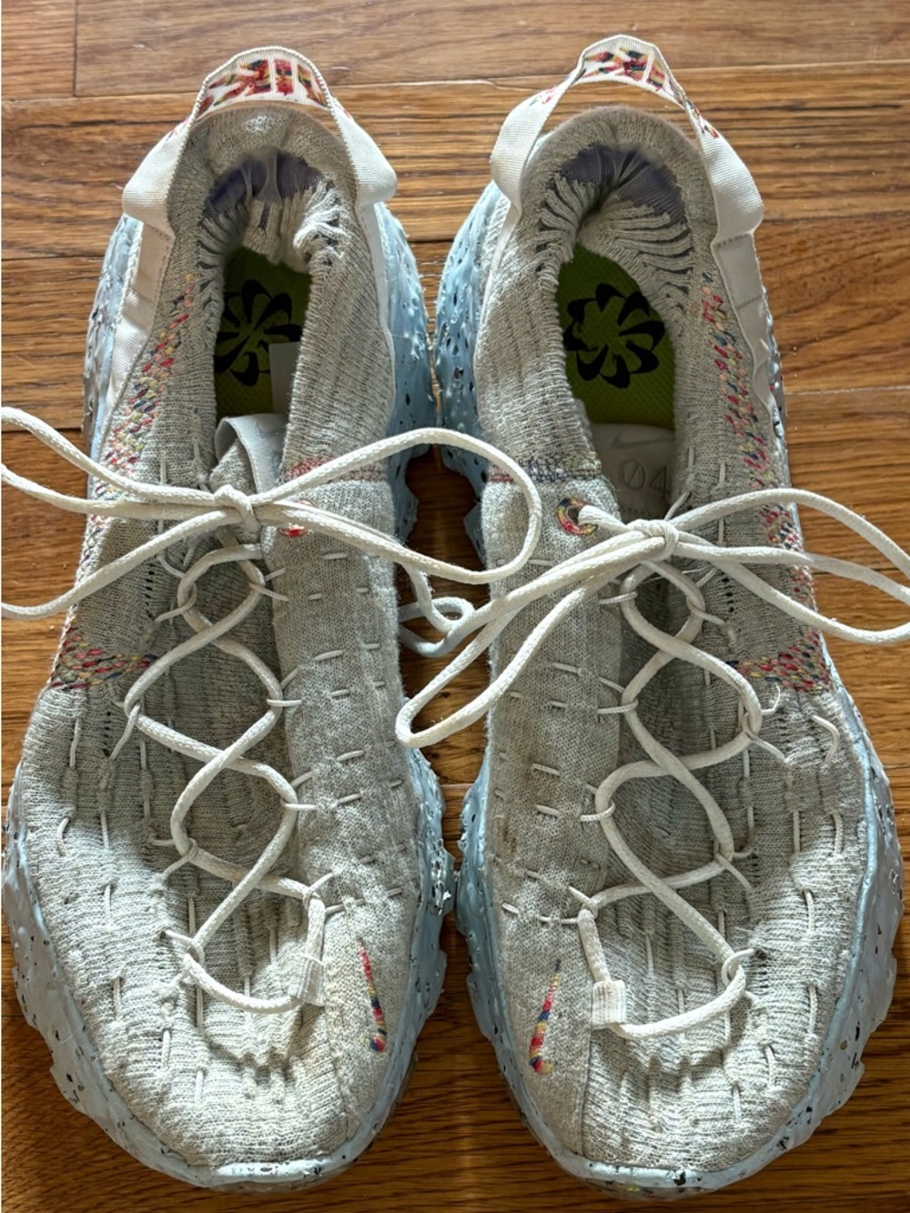 NIKE Space Hippie 04 "Be True" Preowned/Used Women’s Size 10, EUC